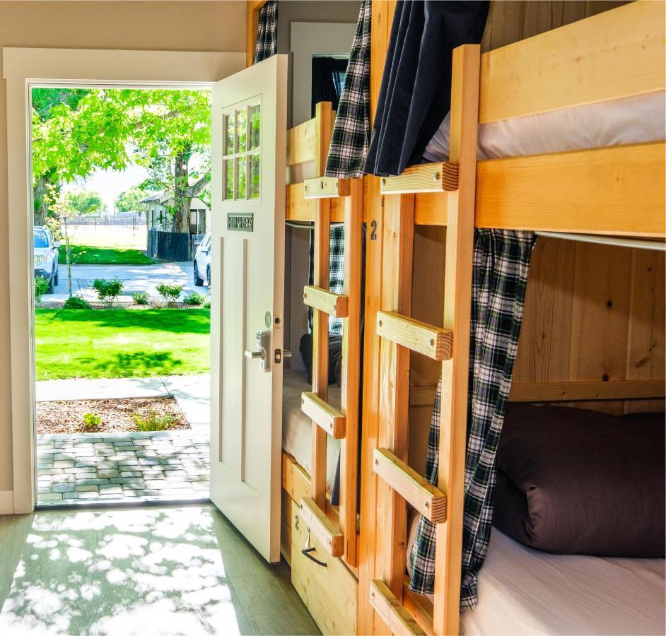 Eastside Guesthouse And Bivy Bishop Ngoại thất bức ảnh